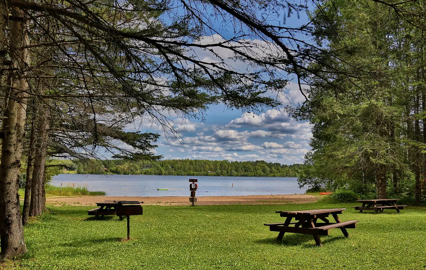 Cadotte Lake — Beach View