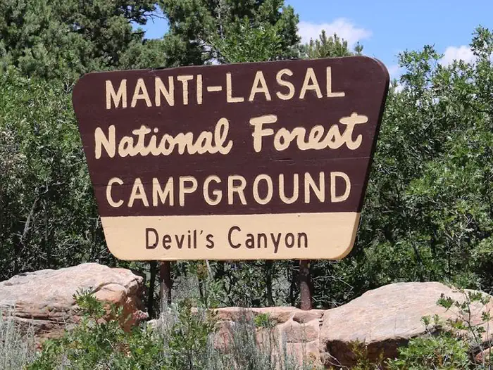 Devils Canyon — Entry Sign