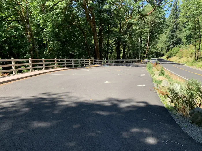Elk Bend Recreation Site β Elk Bend parking area