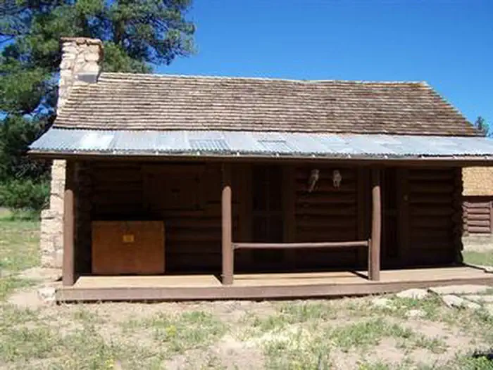 Hull Cabin — HULL CABIN