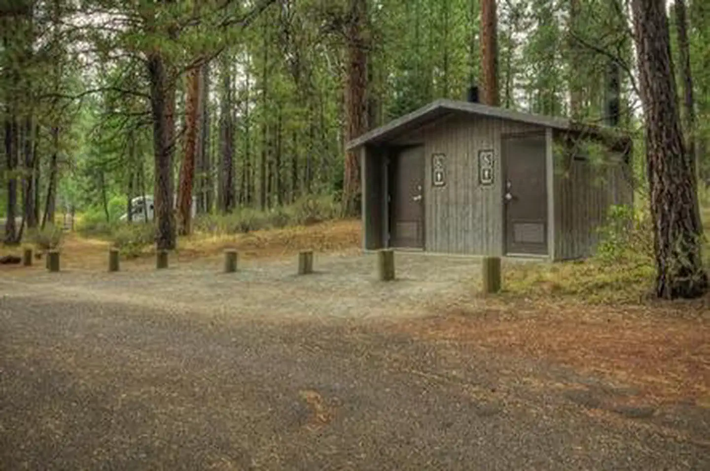 Allingham Campground β ALLINGHAM CAMPGROUND Restroom