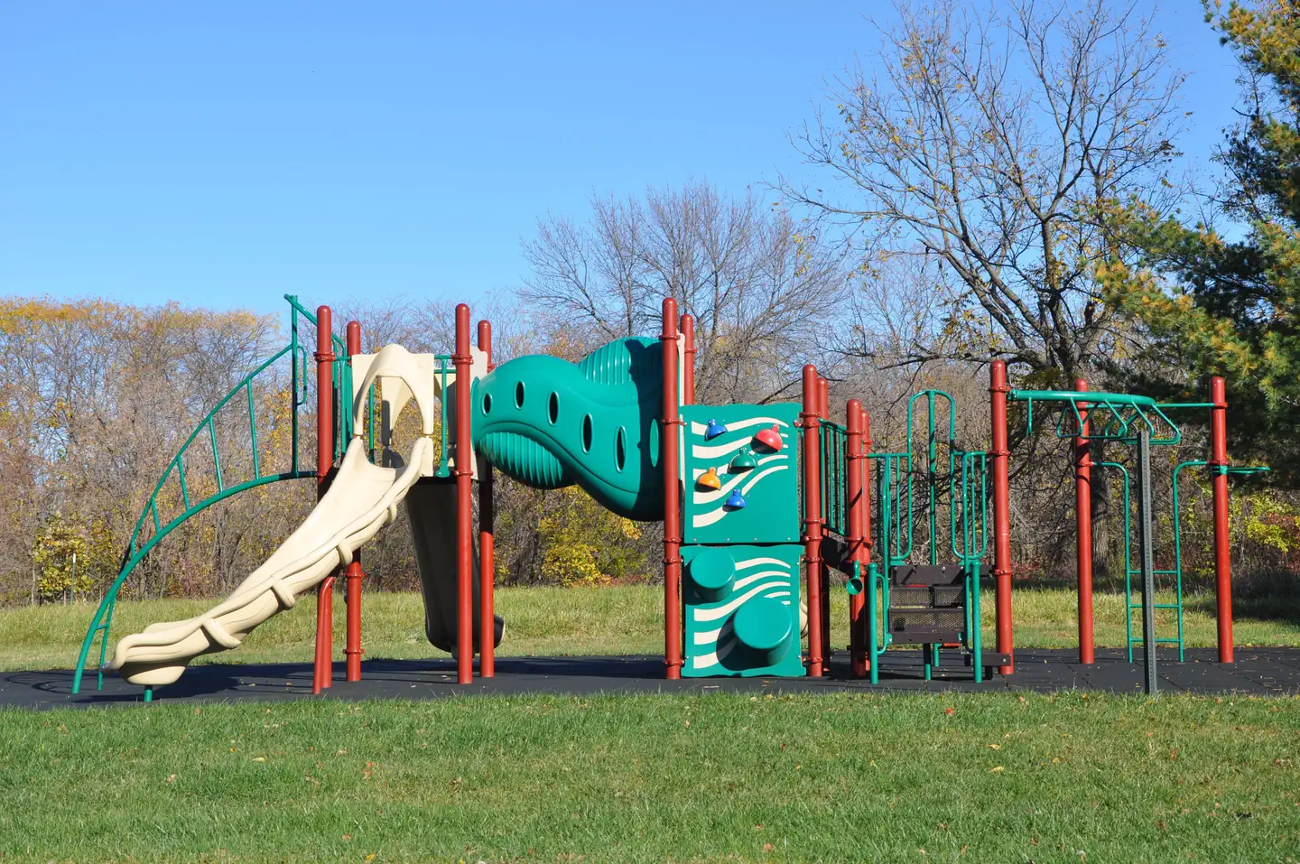 Acorn Valley — Acorn Valley Campground Playground 2