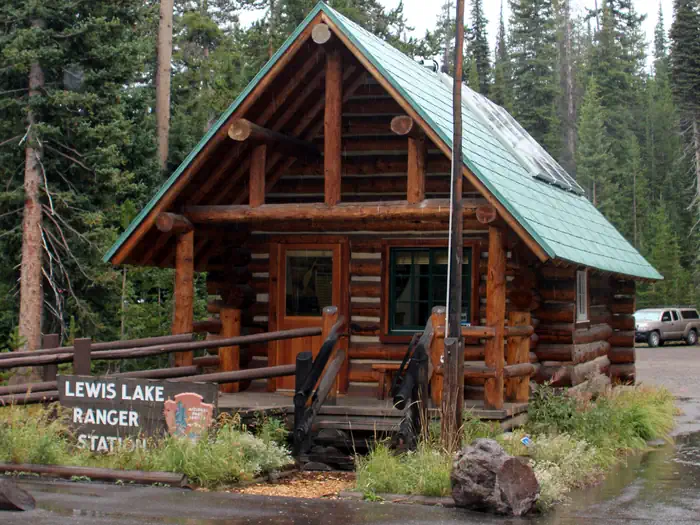 Lewis Lake Campground — The rustic wood log ranger station at Lewis Lake Campground