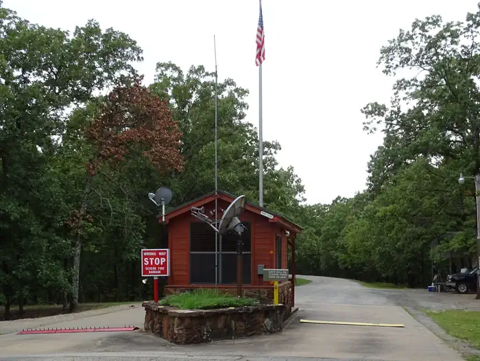 Virgil Point — Virgil Point Gate House