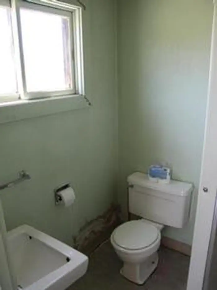Cazier Cabin — CAZIER CABIN-bathroom