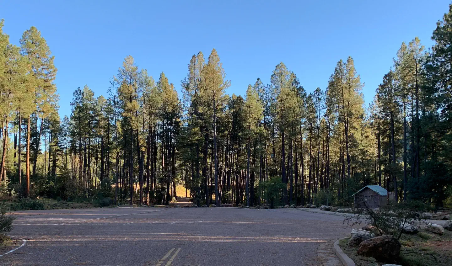 Lower Tonto Creek Campground — Parking lot