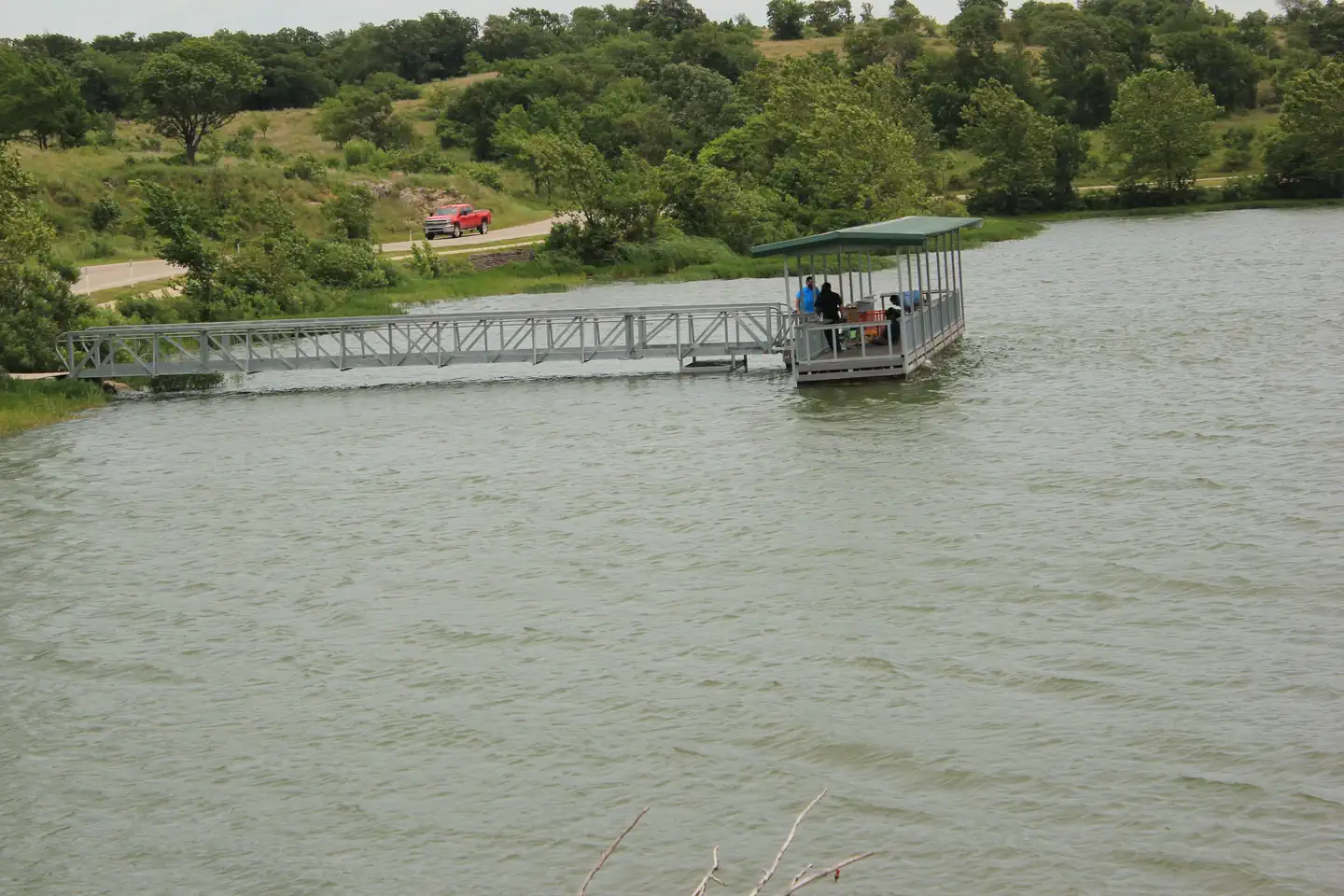 Rock Creek Group Camp (ok) Chickasaw Nra — The fishing dock at Veteran's Lake