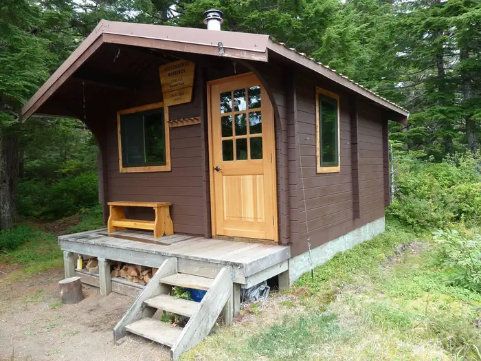 Jims Lake Cabin β Jims Lake Cabin Front
