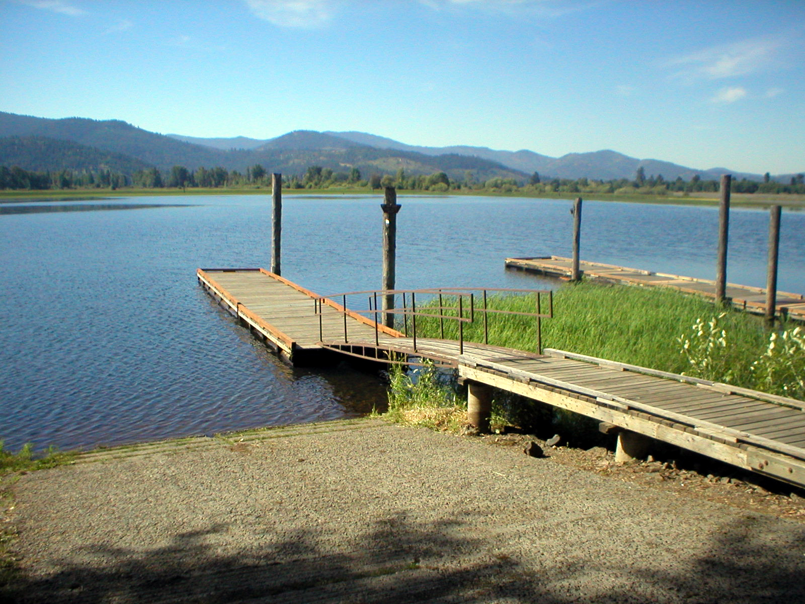 Killarney Lake Picnic Site