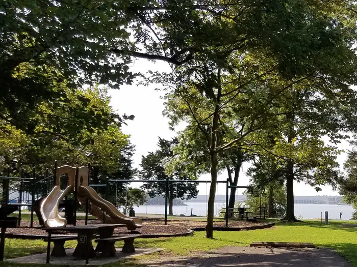 Strayhorn Landing —