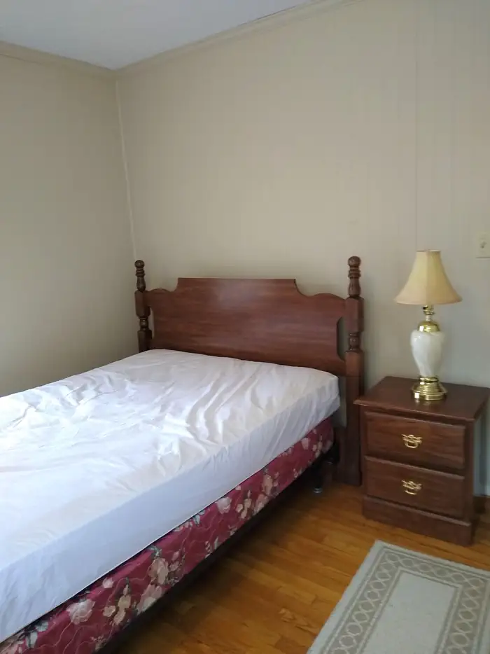 Sunrise Cabin — Bedroom 3