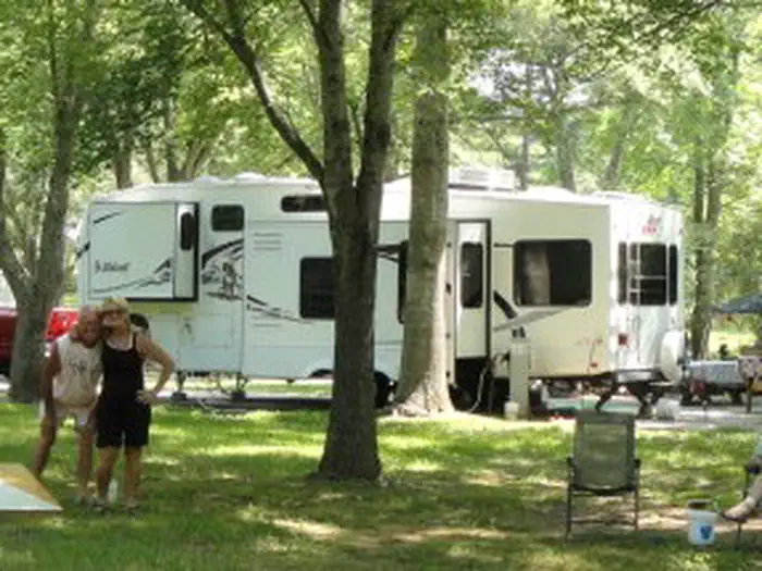 Dale Hollow Damsite — Dale Hollow Damsite Campground