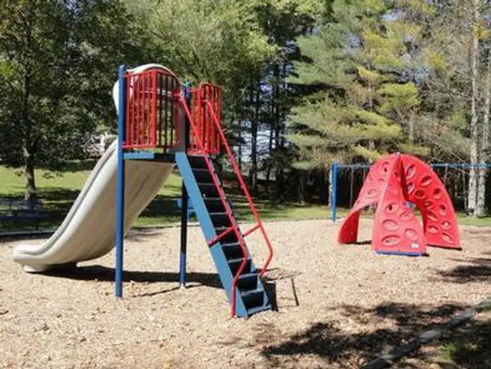 Dale Hollow Damsite — DALE HOLLOW DAMSITE-Playground