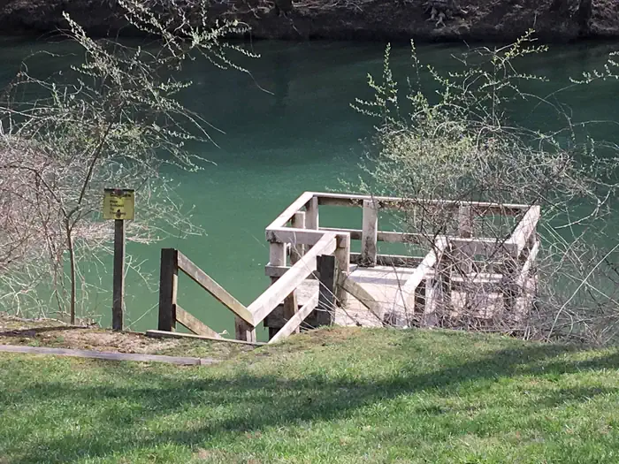 Dale Hollow Damsite — DALE HOLLOW DAMSITE RIVER FISHING PIER