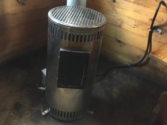 Raven Cabin β RAVEN CABIN stove
