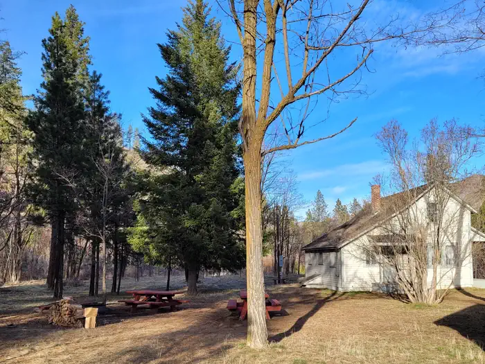 Tucannon Guard Station — Tucannon Cabin