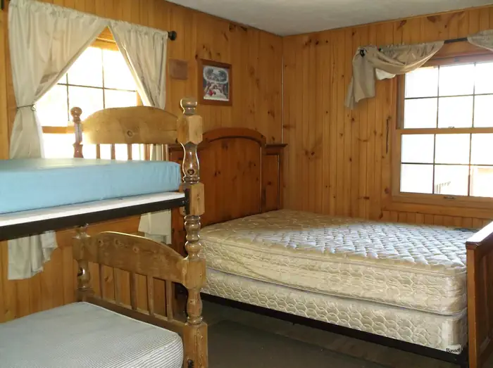 Van Vleck Bunkhouse β Bedroom