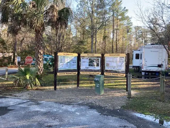 Flanners Beach — FLANNERS BEACH CAMPGROUND Entrance