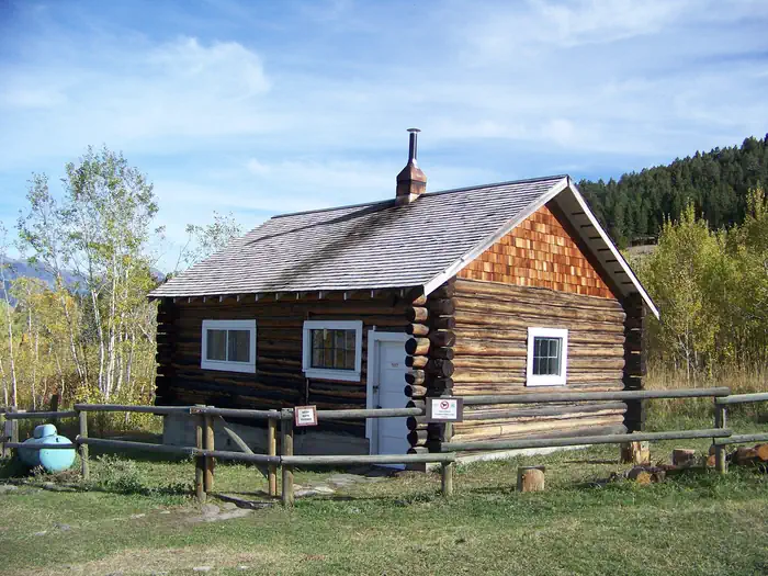 Wall Creek Cabin — Wall Creek rental cabin