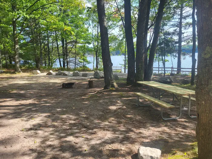 Carr Lake Campsites — GOOSENECK LAKE CAMPSITE 1