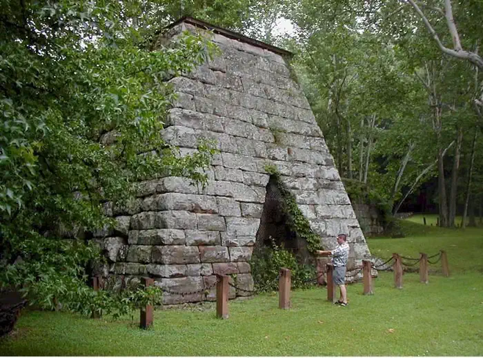 Lake Vesuvius Recreation Area — Lake Vesuvius Iron Furnace