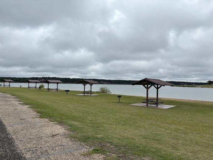 Temples Lake β A photo of facility TEMPLES LAKE PARK DAY USE