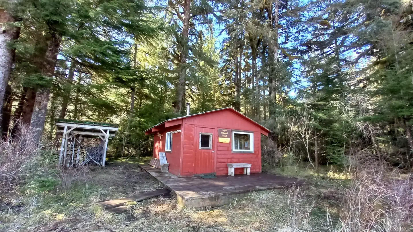 Towers Arm Cabin — TOWERS ARM CABIN1
