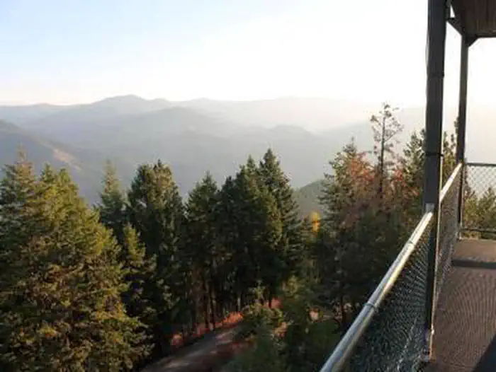Thompson Peak Lookout Tower β Thompson Peak Lookout Tower