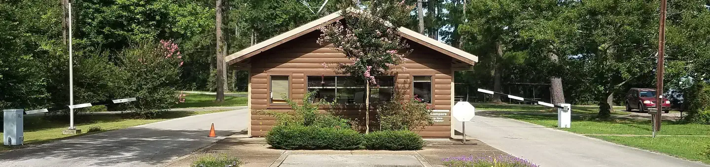 Sandy Creek — Gatehouse