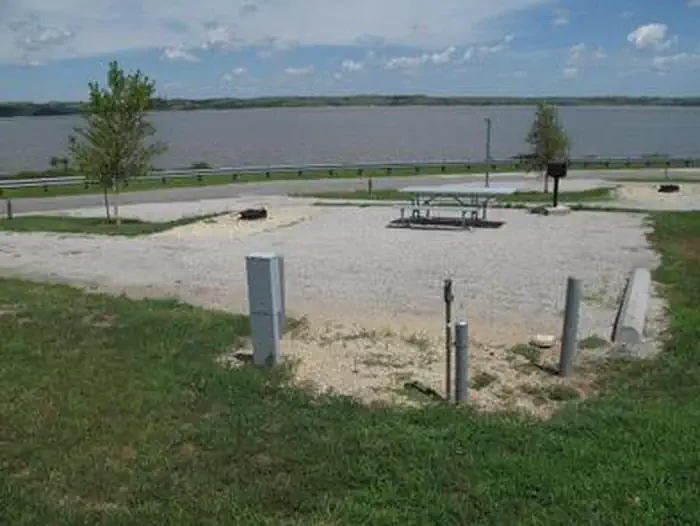Tuttle Creek Cove — TUTTLE CREEK COVE