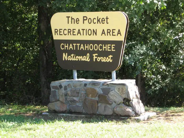 Pocket — Pocket Entrance sign