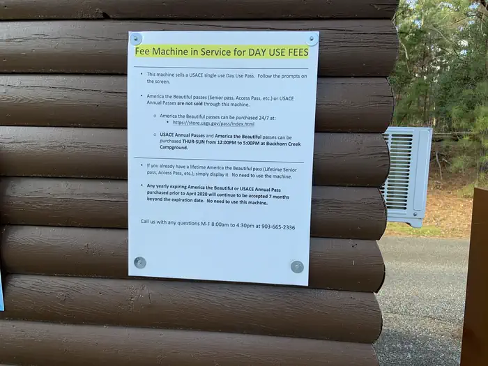 Johnson Creek Day Use — Fee machine info