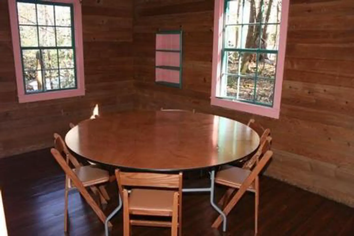 Spence Cabin — SPENCE CABIN with table and chairs in side room
