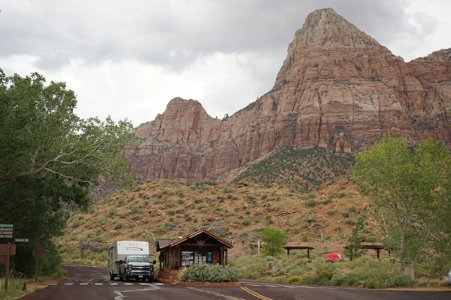 Watchman Campground — Bridge Mountain over Kiosk