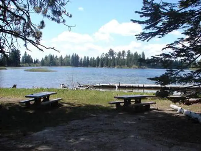 Manzanita Lake Campground — MANZANITA LAKE
