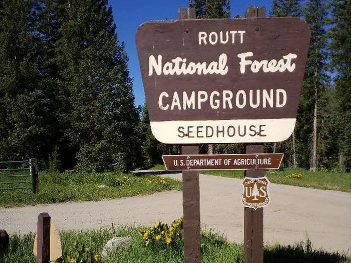 Seedhouse Campground — Seedhouse Campground entrance sign