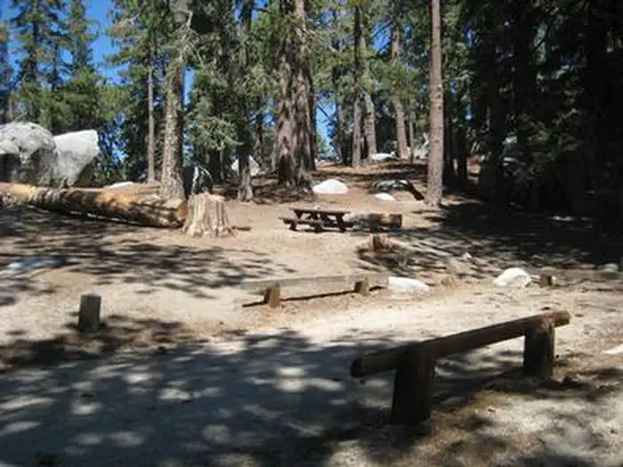 Boulder Basin — Campsite with picnic table and parking area.