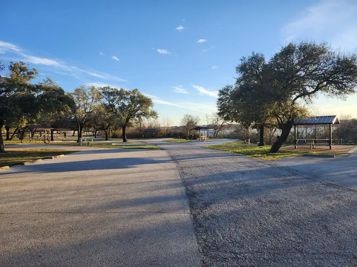 Live Oak Ridge — Live Oak Ridge general grounds