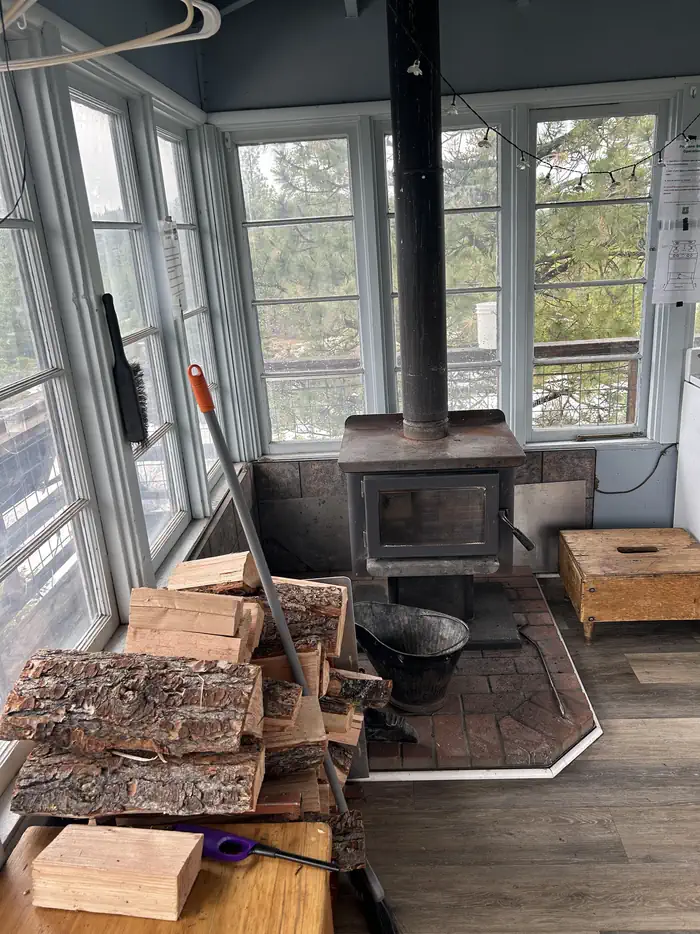 Fivemile Butte Lookout β Fivemile Lookout wood stove.