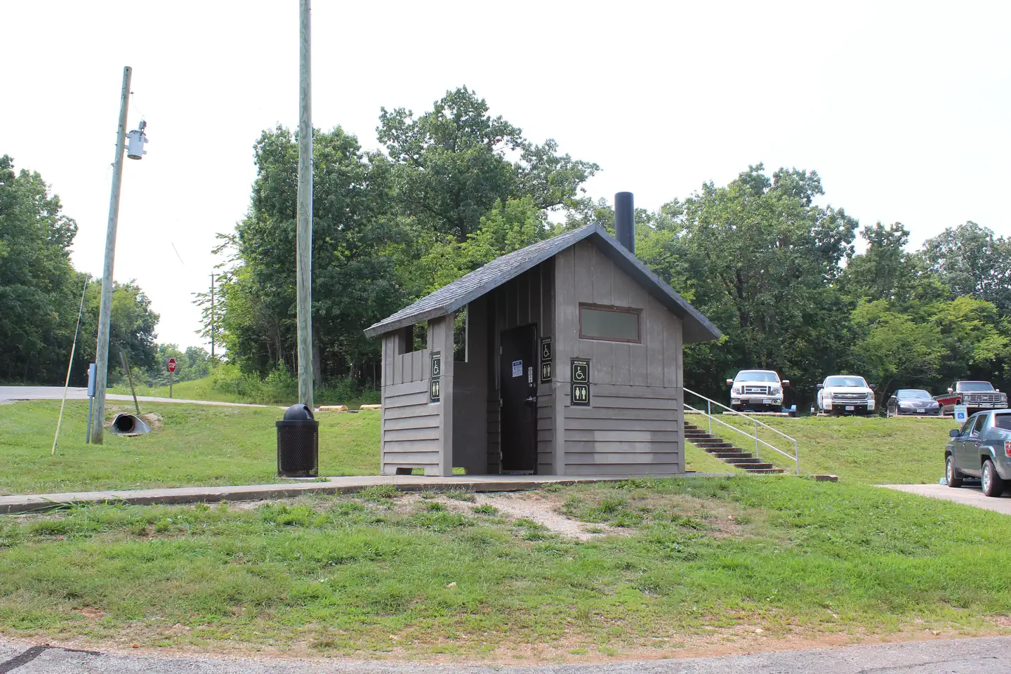 Cedar Ridge (mo) — South Ramp CXT Privy