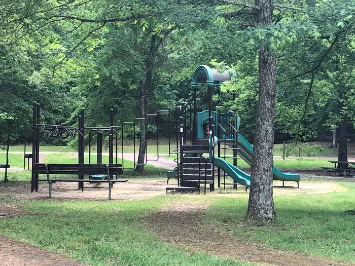 Blue Bluff Campground (aberdeen Ms) — PLAYGROUND