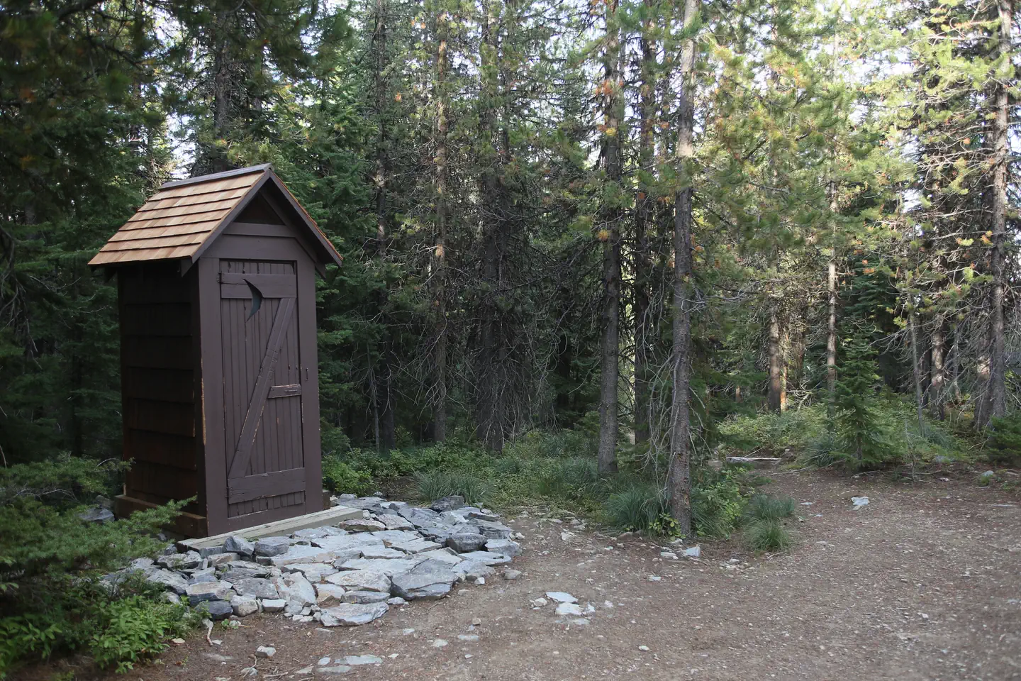Up Up Lookout β Outhouse