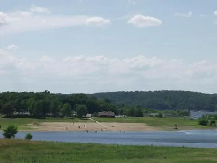 Shawnee Bend β SHAWNEE BEND