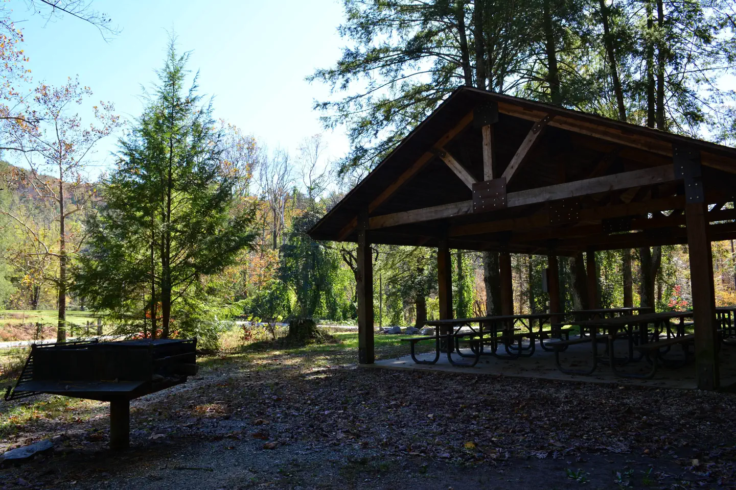 Mortimer Campground β Picnic pavilion