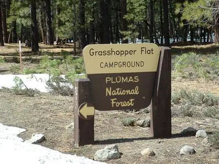 Grasshopper Flat — GRASSHOPPER FLAT entrance sign