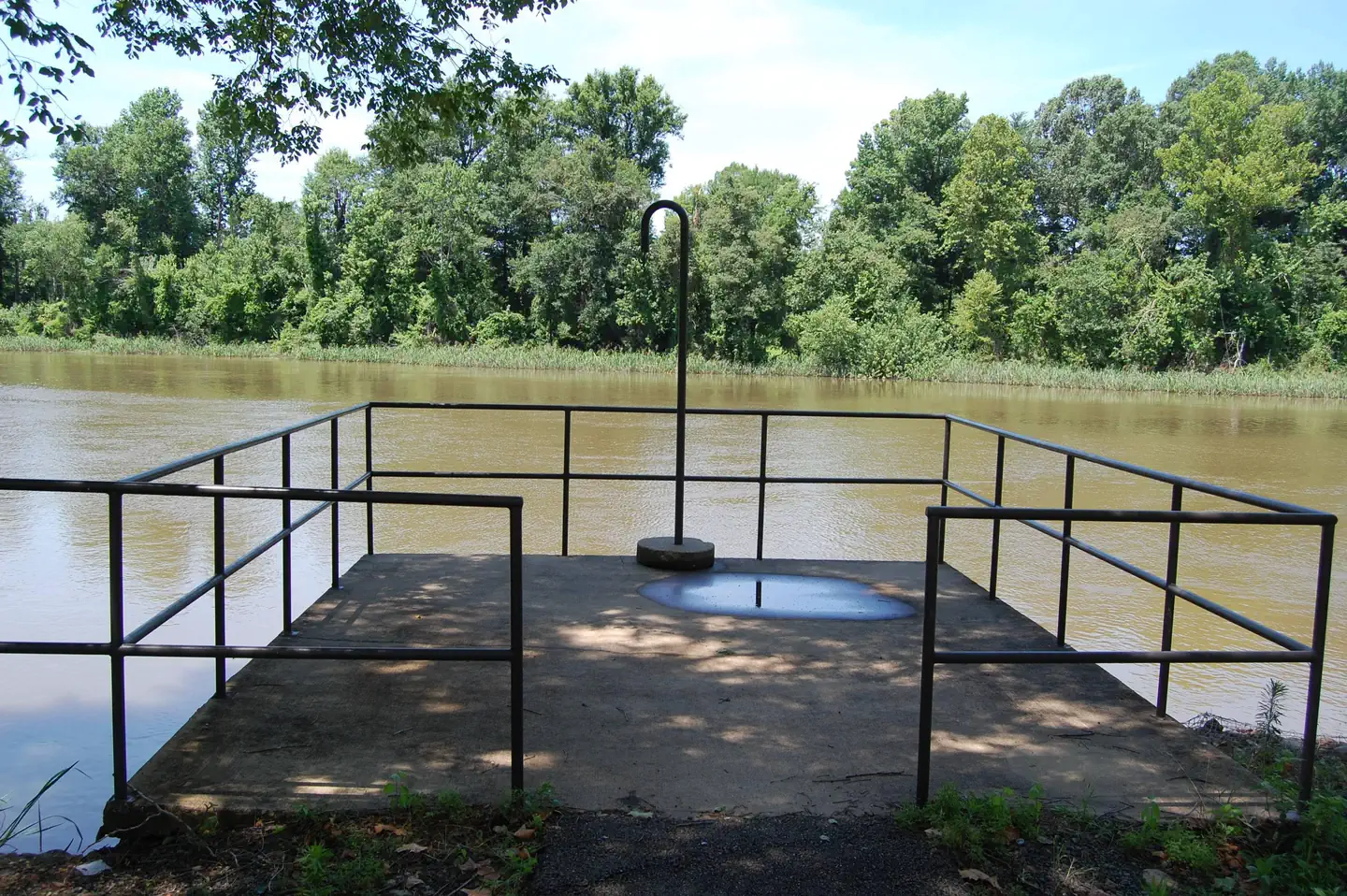 White Cliffs Park — WHITE CLIFFS FISHING PIER
