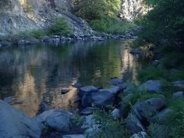 Panther Flat Campground — Smith River and rocky surroundings