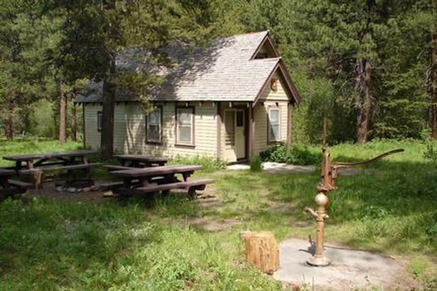 Antlers Guard Station Cabin — ANTLERS GUARD STATION CABIN