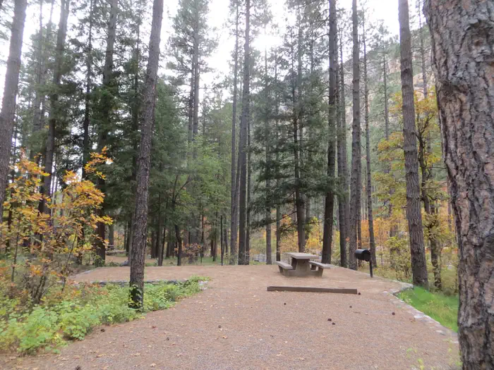 Pine Flat Campground West — Pine Flats Campground with Amazing Mountain Views