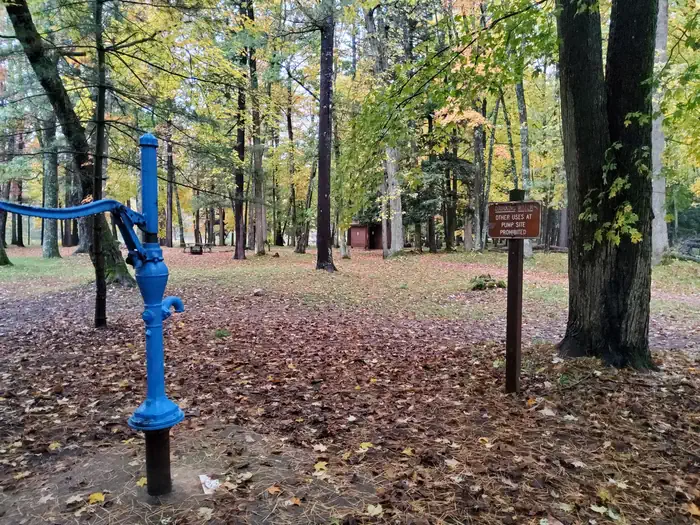 Gleasons Landing — Gleason's water pump